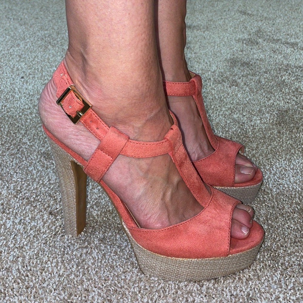 City Streets Sueded Heels - Picture 8 of 13